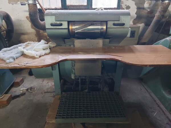 38#8259 Macchine per la lavorazione delle pelli in vendita - foto 8