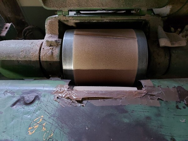38#8259 Macchine per la lavorazione delle pelli in vendita - foto 11