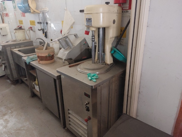 10#8270 Macchina per il gelato Carpigiani in vendita - foto 3