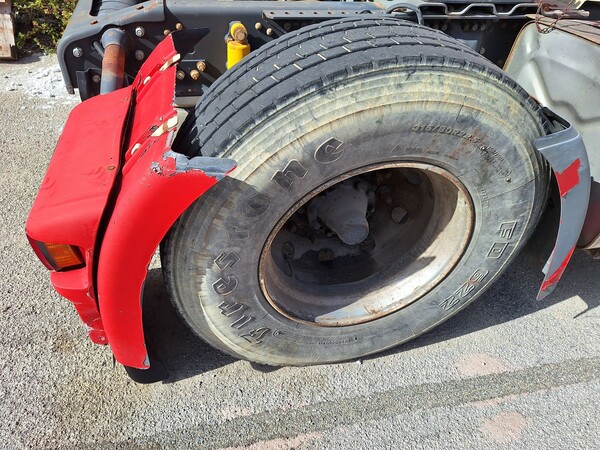 1#8271 Trattore stradale Scania 144/460 in vendita - foto 7