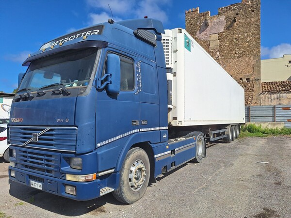 2#8271 Trattore stradale Volvo FH16/520 in vendita - foto 2