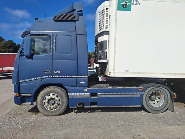 2#8271 Trattore stradale Volvo FH16/520 in vendita - foto 3