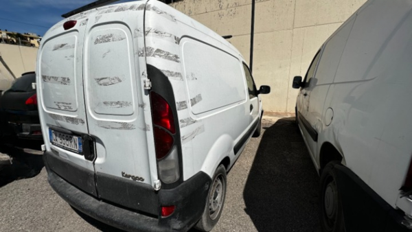 1#8286 Autocarro Renault Kangoo in vendita - foto 9