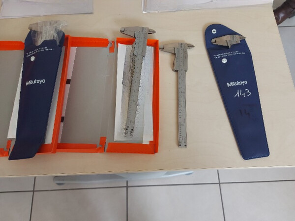 1#8288 Centro di lavoro Mikron e accessori vari in vendita - foto 43