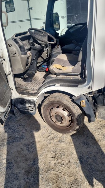 6#8291 Autocarro Nissan Cabstar in vendita - foto 3