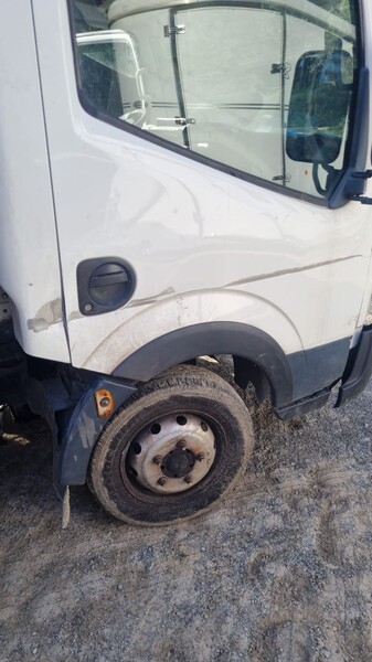 6#8291 Autocarro Nissan Cabstar in vendita - foto 4