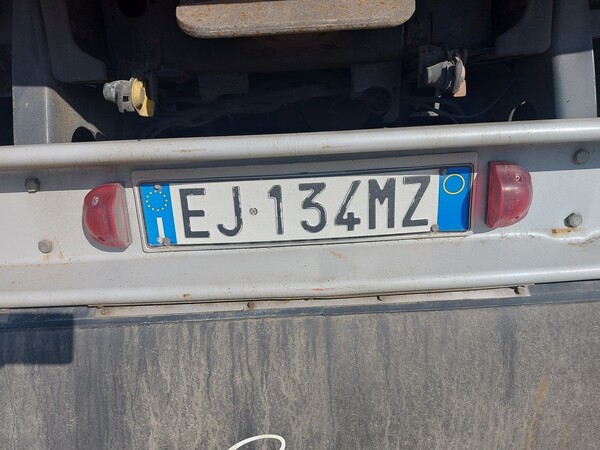2#8298 Autocarro Iveco in vendita - foto 2