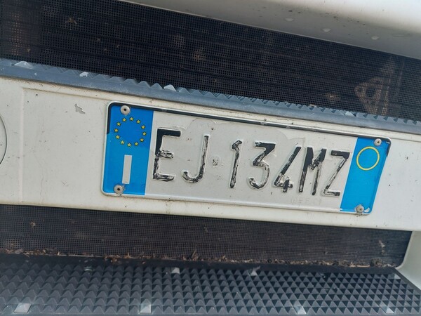 2#8298 Autocarro Iveco in vendita - foto 4