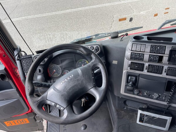 14#8302 Trattore stradale Iveco Magirus in vendita - foto 6