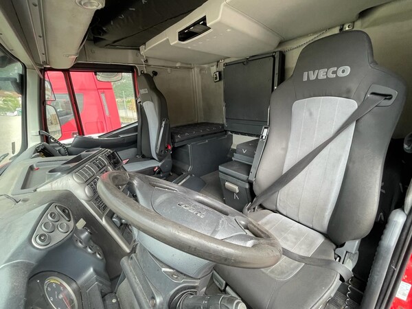 14#8302 Trattore stradale Iveco Magirus in vendita - foto 10