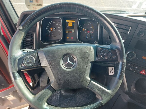 15#8302 Trattore stradale Mercedes New Actros 1845 in vendita - foto 7