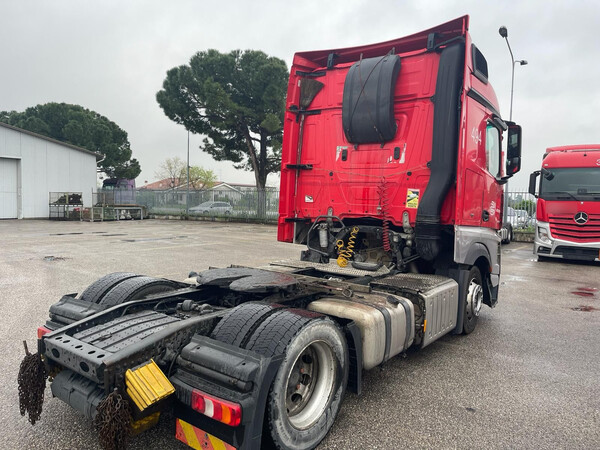 7#8302 Trattore stradale mercedes New Actros 1845 in vendita - foto 9