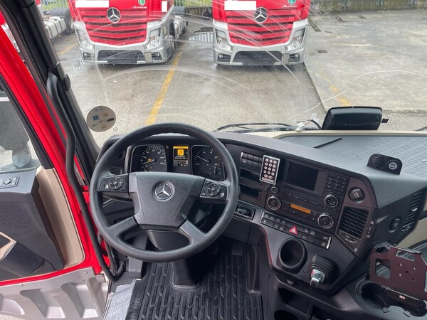 9#8302 Trattore stradale mercedes New Actros 1845 in vendita - foto 9
