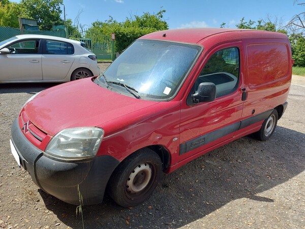 3#8306 Autocarro Citroen Berlingo in vendita - foto 1