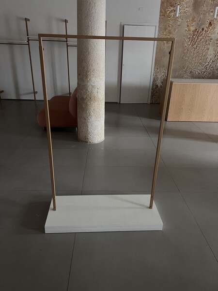 1#8307 Arredo e illuminazione per negozio in vendita - foto 8