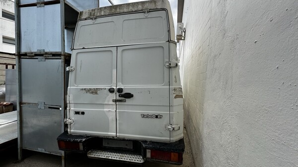 2#8311 Autocarro Iveco Daily 35-12 in vendita - foto 11