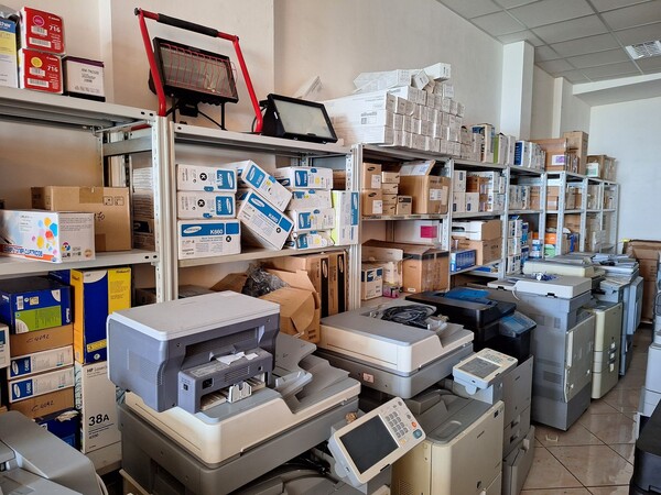 2#8321 Cartucce toner materiale di cancelleria e mobilio in vendita - foto 7