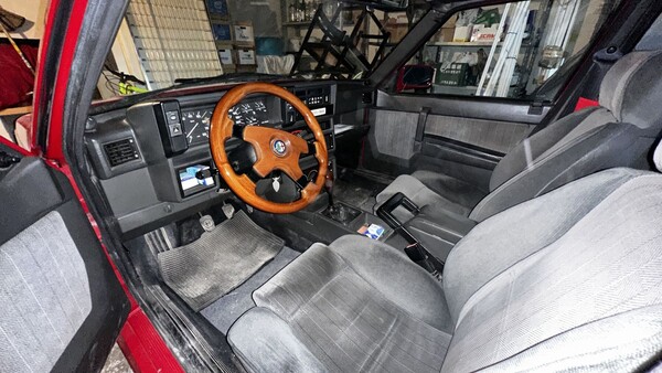 11#8332 Autovettura Alfa Romeo 75 1988 in vendita - foto 9
