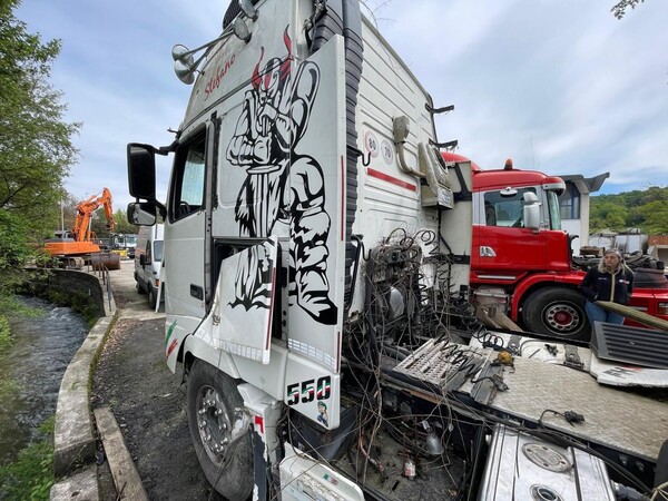 14#8333 Trattore stradale Volvo Truck FH16 in vendita - foto 7