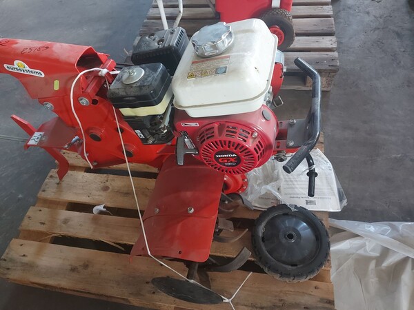 272#8349 Motozappa Euro Z8 e carriola in vendita - foto 2