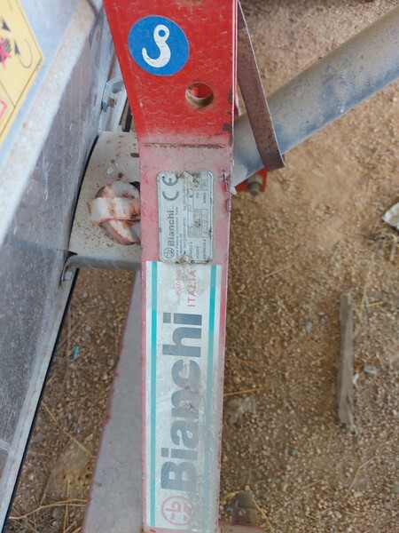 371#8349 Spandiconcime Bianchi in vendita - foto 2
