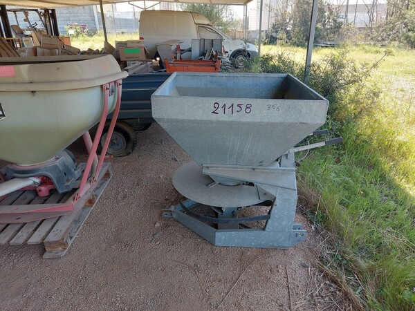 386#8349 Spandiconcime Faza in vendita - foto 1