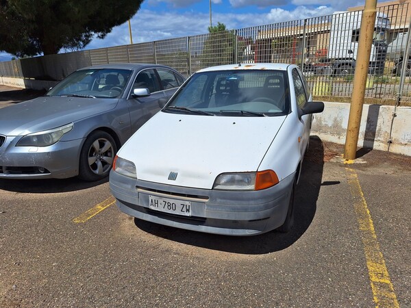 10#8350 FIAT PUNTO in vendita - foto 1