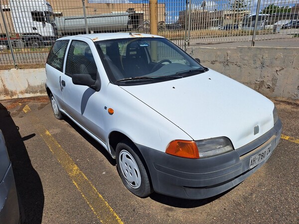 10#8350 FIAT PUNTO in vendita - foto 3