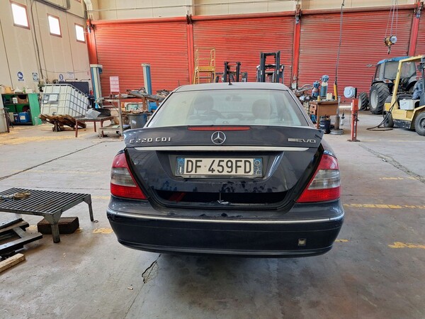 2#8350 AUTOVETTURA MERCEDES in vendita - foto 4
