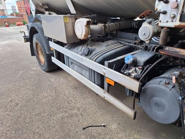 21#8350 AUTOBOTTE VOLVO in vendita - foto 17