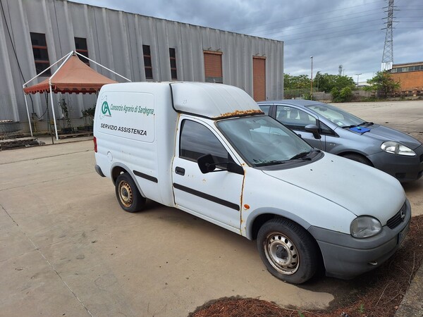 23#8350 AUTOVETTURA OPEL COMBO in vendita - foto 3
