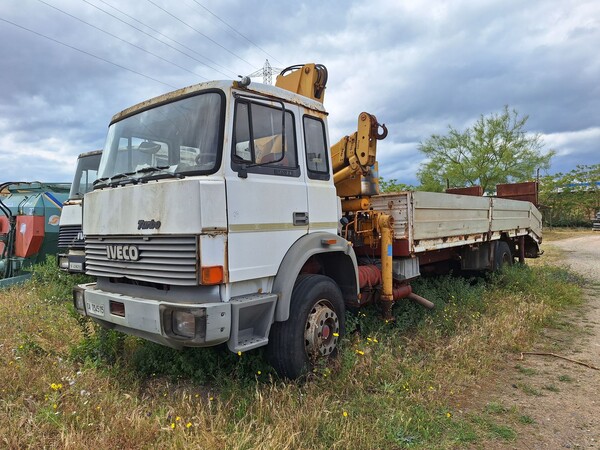 25#8350 AUTOCARRO IVECO GRU in vendita - foto 3