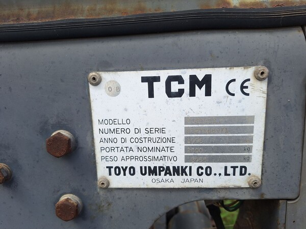 28#8350 CARRELLO ELEVATORE TCM FD in vendita - foto 3