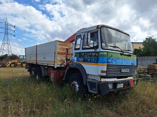 29#8350 AUTOCARRO IVECO GRU in vendita - foto 3