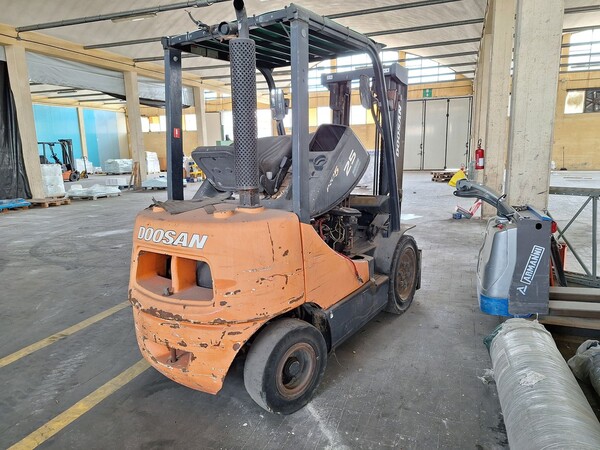 39#8350 CARRELLO ELEVATORE Doosn 25 Pro 5 in vendita - foto 4