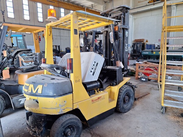 4#8350 CARRELLO ELEVATORE TCM FHD20Z3T in vendita - foto 1