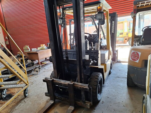 4#8350 CARRELLO ELEVATORE TCM FHD20Z3T in vendita - foto 9