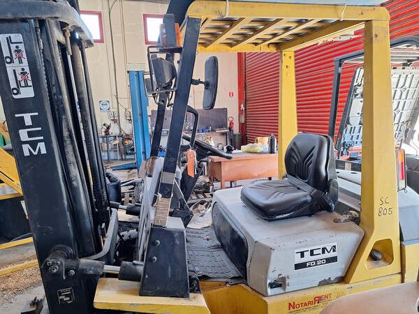 4#8350 CARRELLO ELEVATORE TCM FHD20Z3T in vendita - foto 10