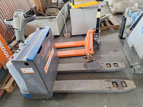 42#8350 CARRELLO ELEVATORE ARMANNI TPE SL SMART in vendita - foto 3
