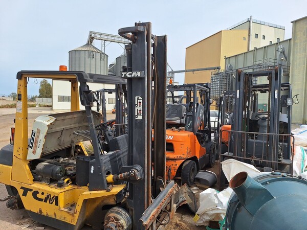 44#8350 CARRELLI ELEVATORI Doosan - TCM in vendita - foto 12