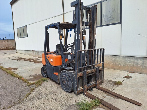 45#8350 CARRELLO ELEVATORE Doosan GX 30 in vendita - foto 5