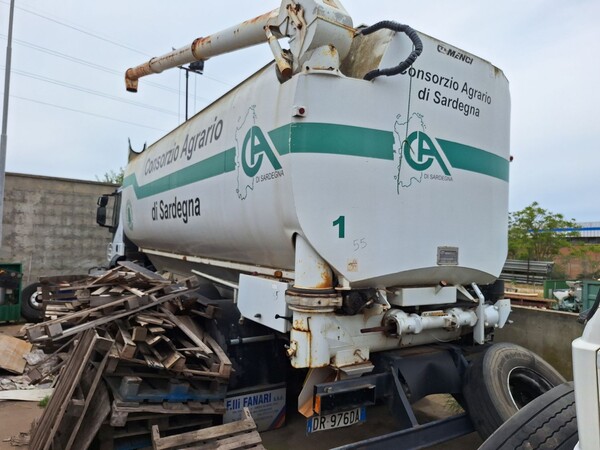 55#8350 AUTOBOTTE IVECO in vendita - foto 1