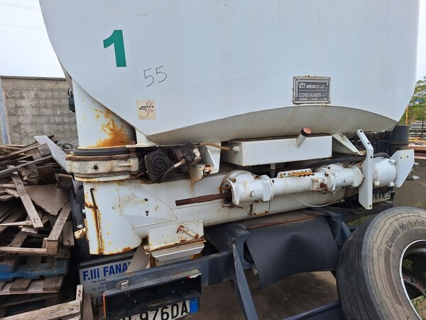 55#8350 AUTOBOTTE IVECO in vendita - foto 2