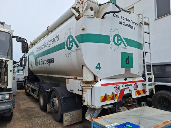 56#8350 AUTOBOTTE IVECO in vendita - foto 1