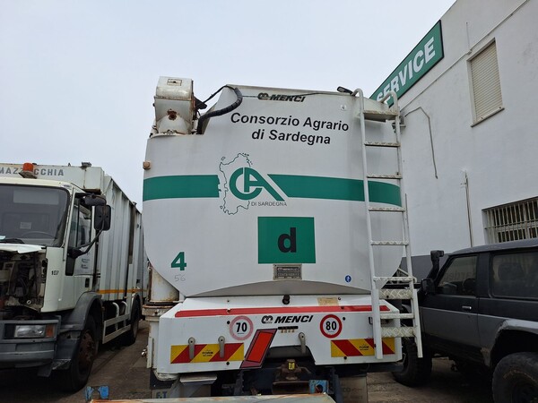 56#8350 AUTOBOTTE IVECO in vendita - foto 2