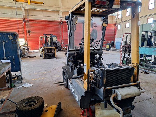 7#8350 CARRELLO ELEVATORE TCM FD 25 in vendita - foto 9