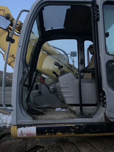 1#8365 Escavatore cingolato New Holland E245 in vendita - foto 3