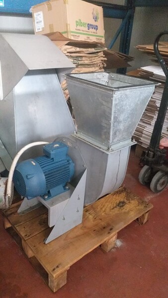 2#8370 Ciclone-aspiratore-ventilatore con cono in vendita - foto 1