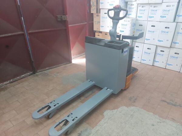 1#8371 Transpallet elettrico STILL in vendita - foto 2