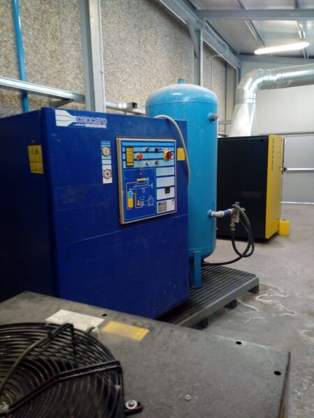 1#8372 Compressore elettrico 7000 Lt in vendita - foto 5